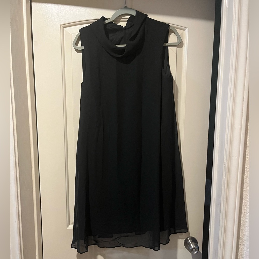 Little Black Dress with collar